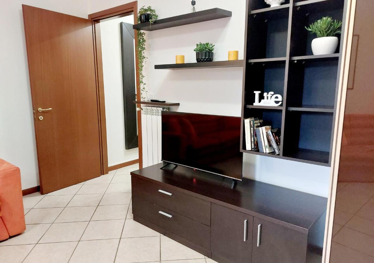 Monolocale-7 Minuti Da Bergamo, 10 Minuti Milan Bergamo Airport Apartment Gorle Exterior foto